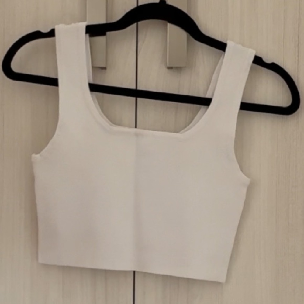 DISSH Knit Crop Top in size S / AU 8